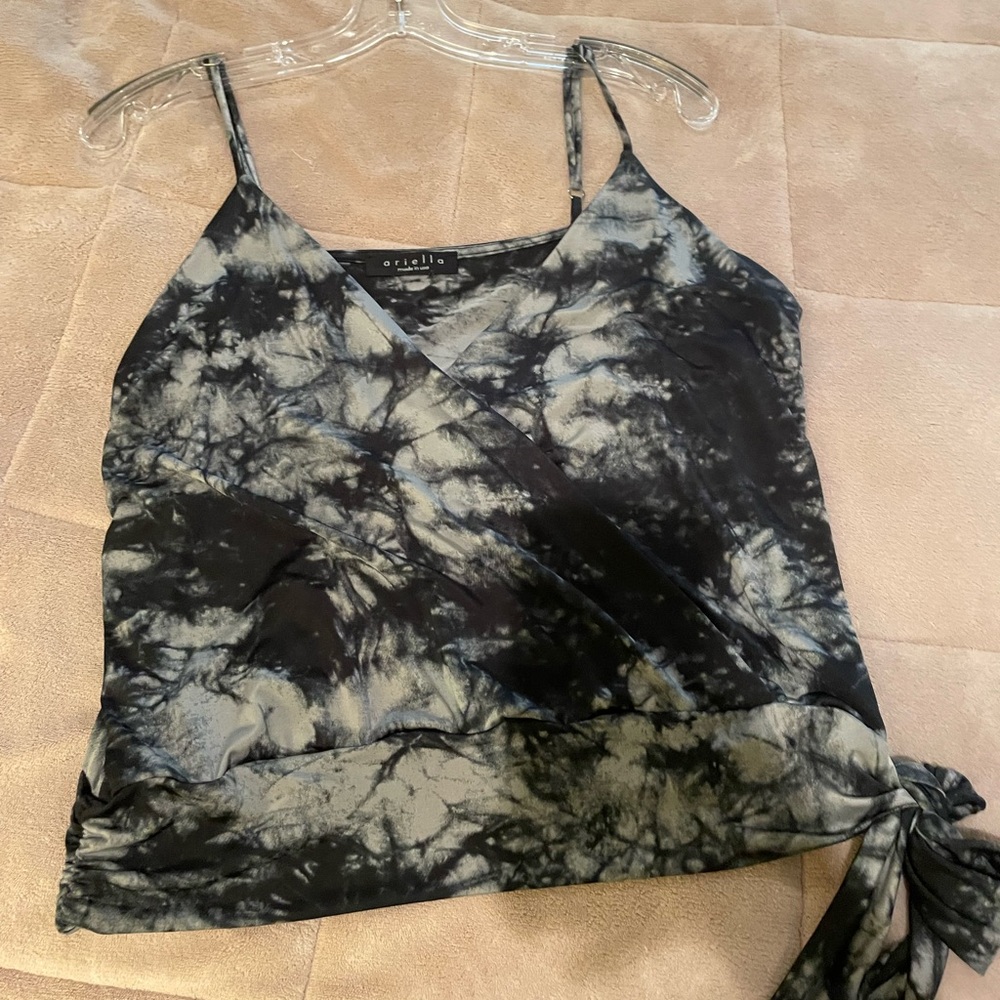 Ariella tank